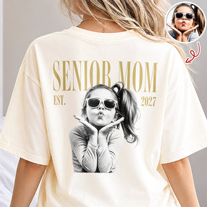 Custom Retro Photo Senior Mom EST. 2027 Back Comfort Shirt - Personalized Class of 2027 Gift, Proud Family Gift HO82 903264