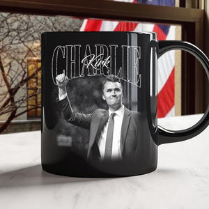 Charlie Kirk A True Hero Retro Style Black Mug HO82 65784