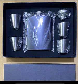 Custom Name President Donald Trump Flask TH10 64345