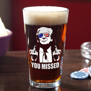 You M**sed Donald Trump Middle Fingers Print Beer Glass DM01 63051