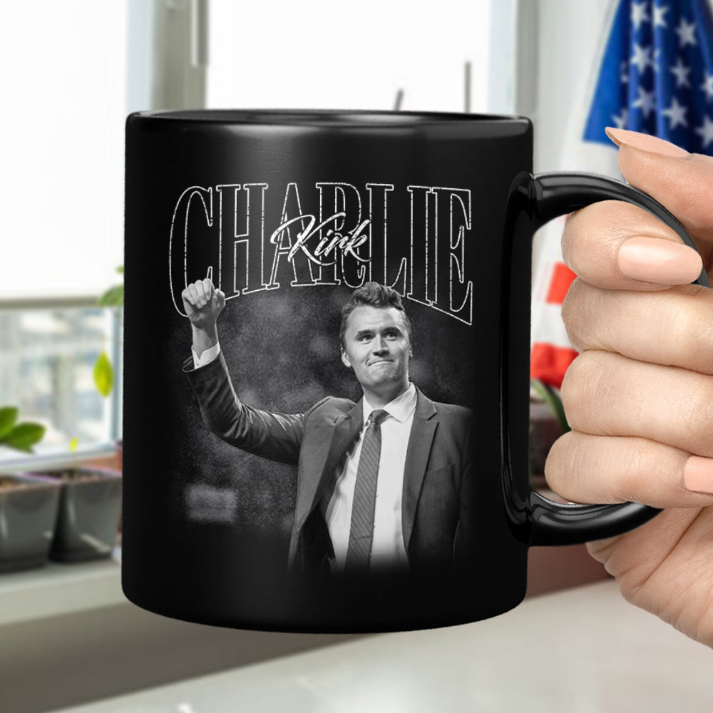 Charlie Kirk A True Hero Retro Style Black Mug HO82 65784