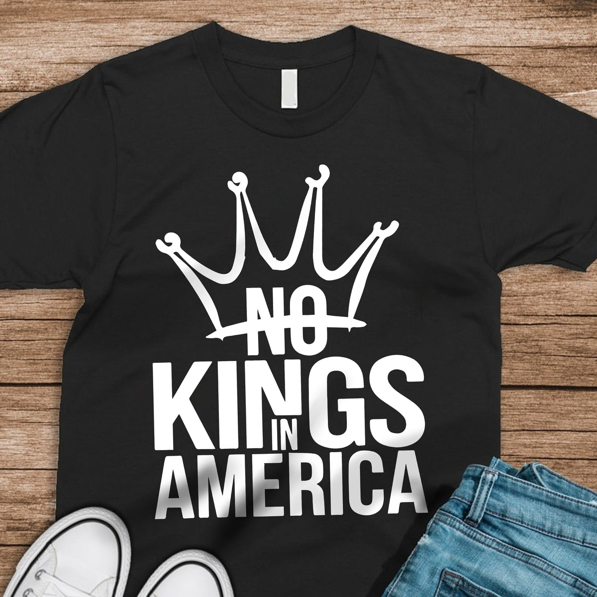No Kings In America Dark Shirt
