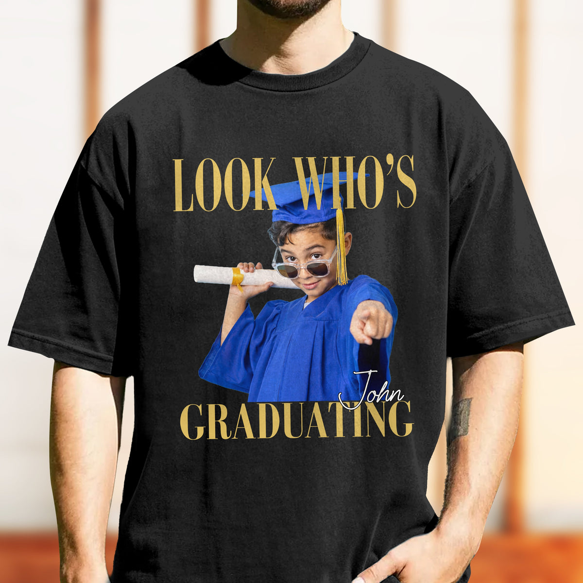 Custom Photo Look Who's Graduating Comfort Shirt - Personalized Senior Gift LM32 669599