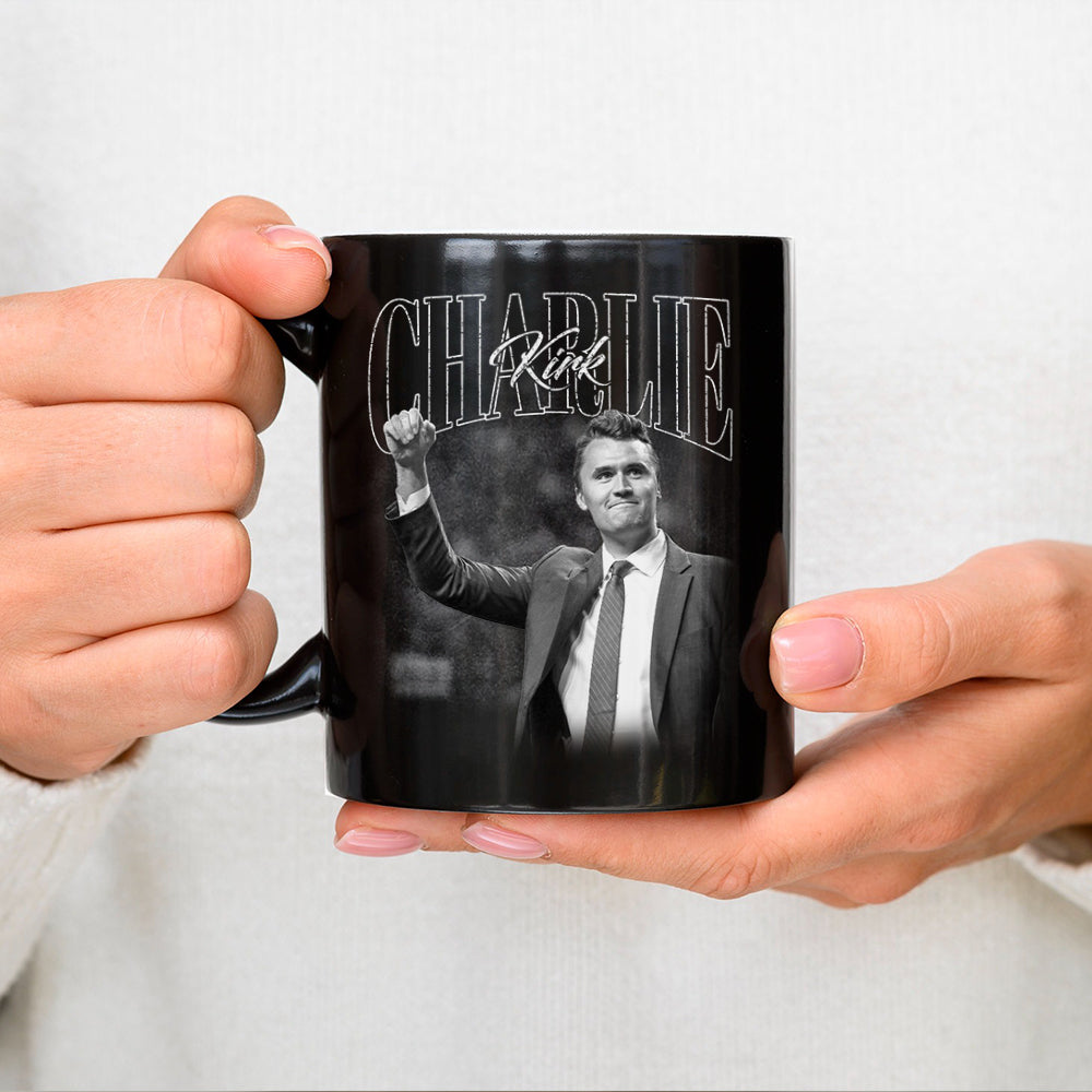 Charlie Kirk A True Hero Retro Style Black Mug HO82 65784