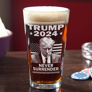 Trump 2024 Never Surrender Print Beer Glass HA75 62580