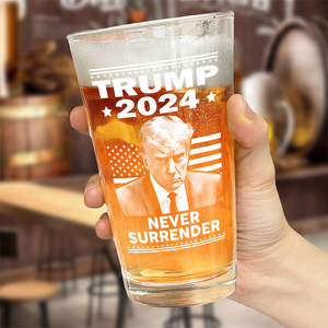 Trump 2024 Never Surrender Print Beer Glass HA75 62580