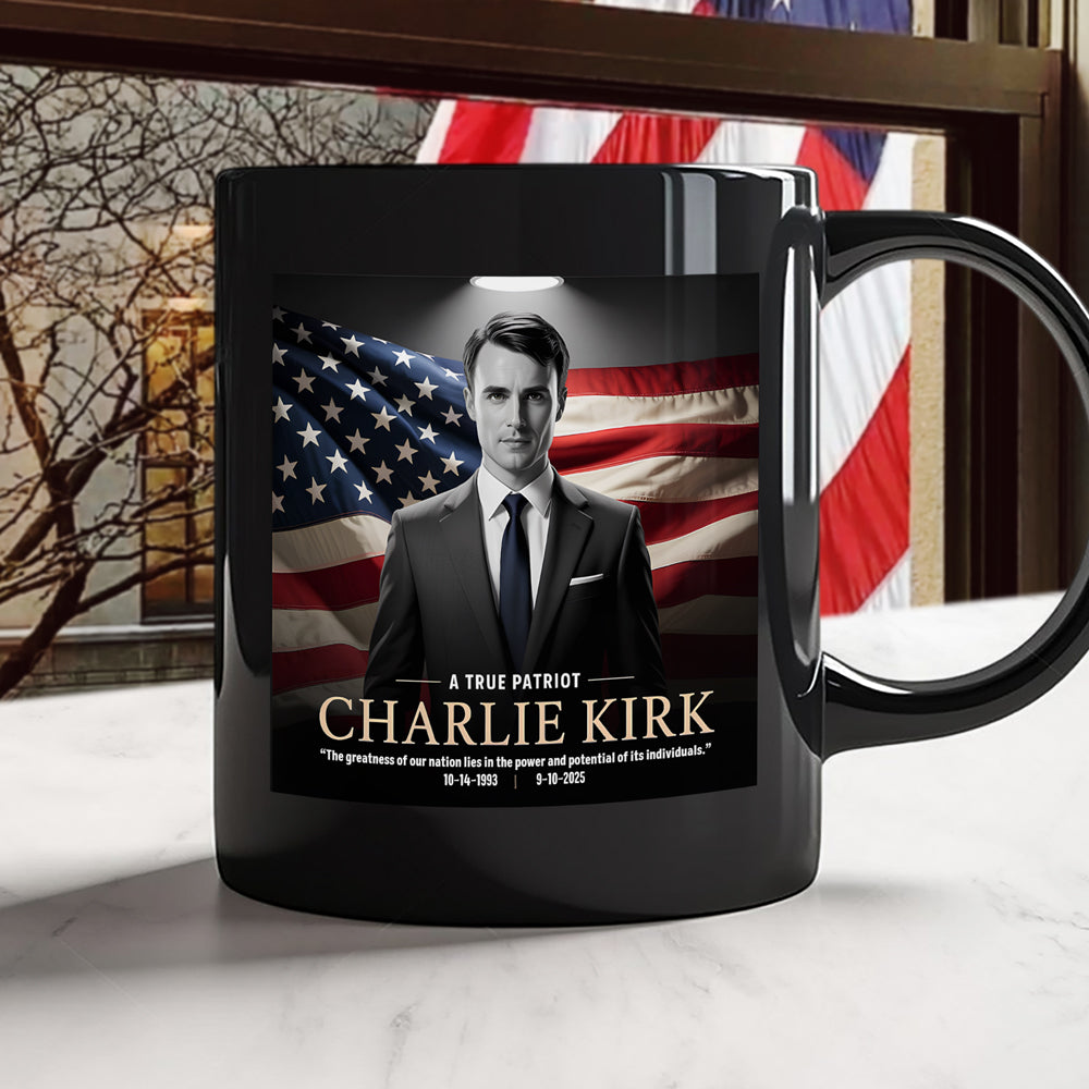 A True Patriot Charlie Kirk Memorial Black Mug CH07 67388