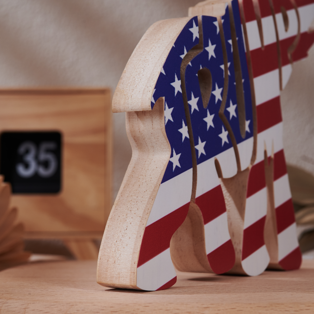 Donald Trump With US Flag Wood Sculpture HA75 62842