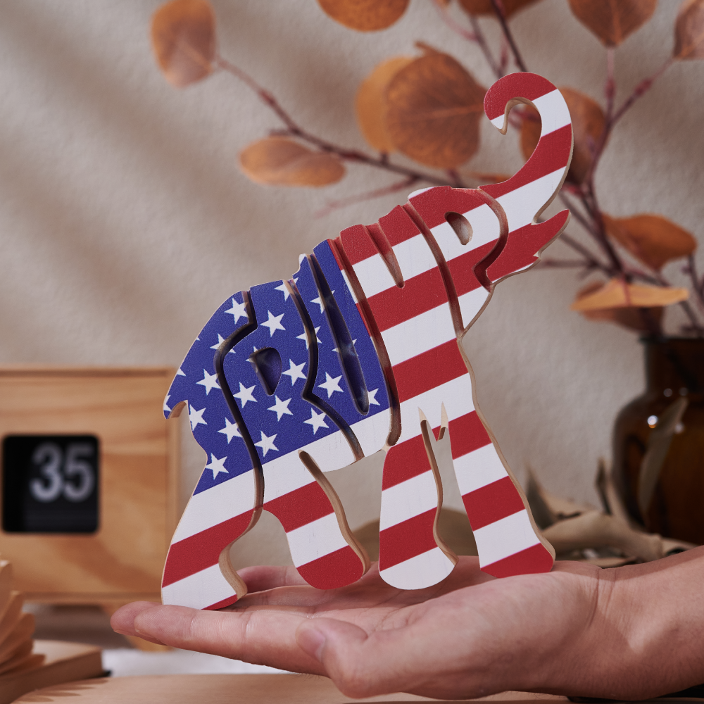 Donald Trump With US Flag Wood Sculpture HA75 62842