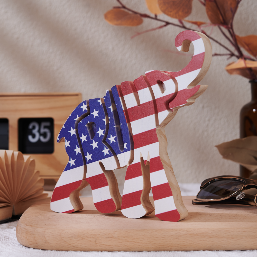 Donald Trump With US Flag Wood Sculpture HA75 62842